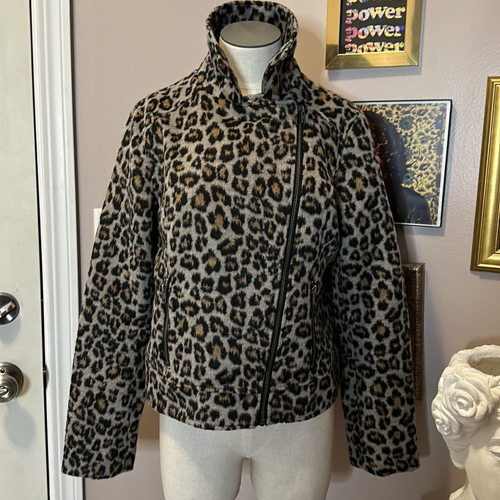Cupcakes & Cashmere Leopard Moto Jacket - Picture 4 of 10